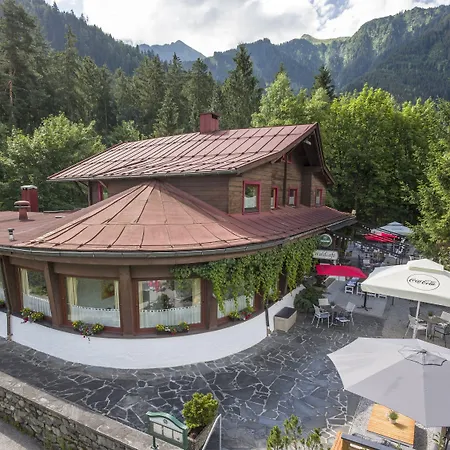Gasthof Restaurant Waldcafe-3